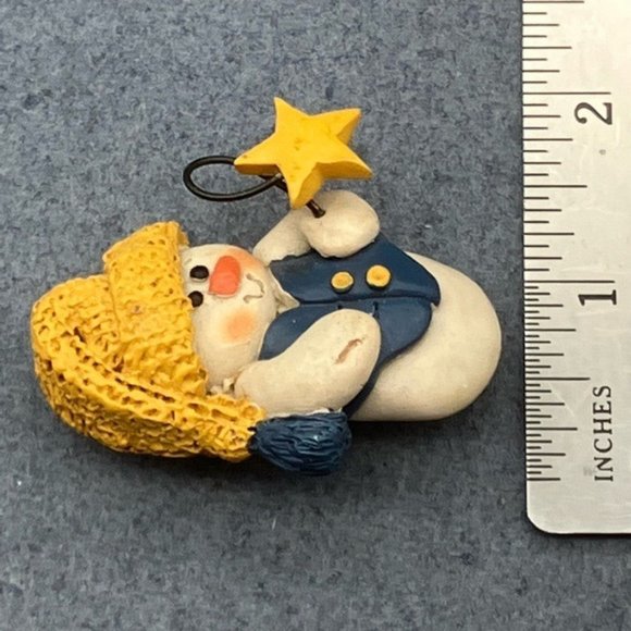 Christmas Pin Brooch Snowman Resin Wire Yellow Star Knit Hat Blue Vest Buttons - Picture 6 of 6